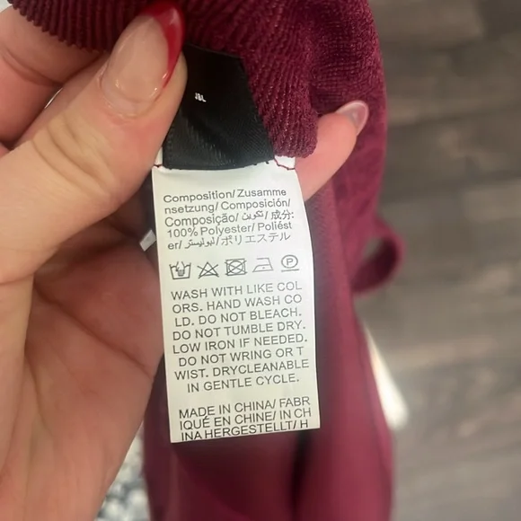 Maroon dress - Picture 5 of 5